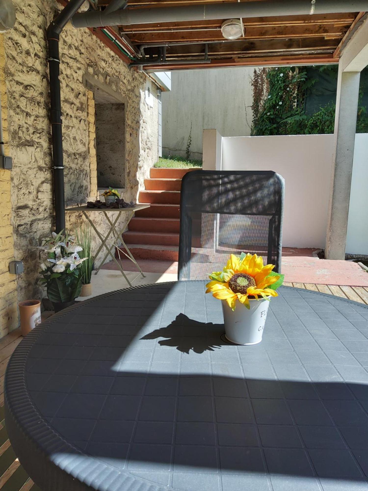 Meuble Avec Cour Διαμέρισμα Sotteville-lès-Rouen Εξωτερικό φωτογραφία
